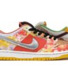 Nike SB Dunk Low Street Hawker (2021)