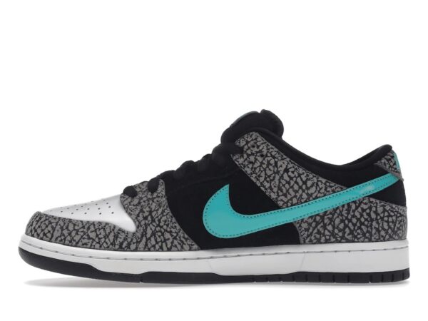 Nike SB Dunk Low atmos Elephant