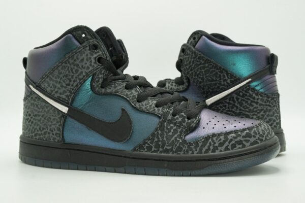 Nike SB Dunk High Black Sheep Hornet